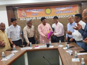 आ राजेश क्षीरसागर यांची  KEA ला भेट